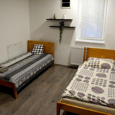 Dentissimi vendégszobák Mosonmagyaróvár Extérieur photo